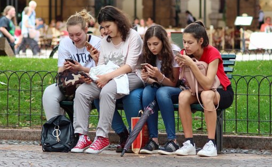 Comment mettre de l’école dans le smartphone ?