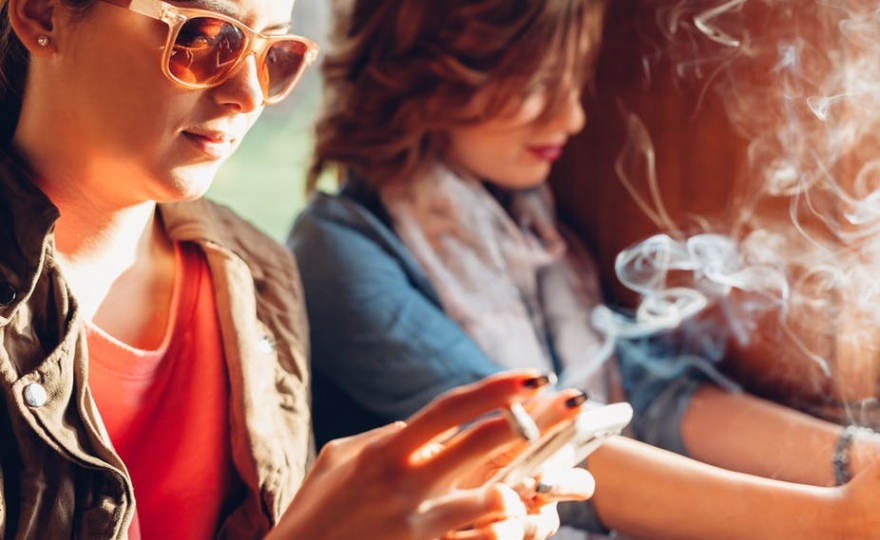 Pourquoi il faut éduquer les jeunes face au marketing du tabac