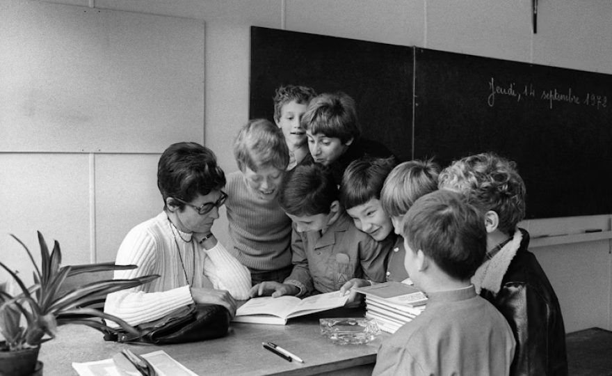 La crise des vocations enseignantes, un défi récurrent dans l’histoire de l’école ?